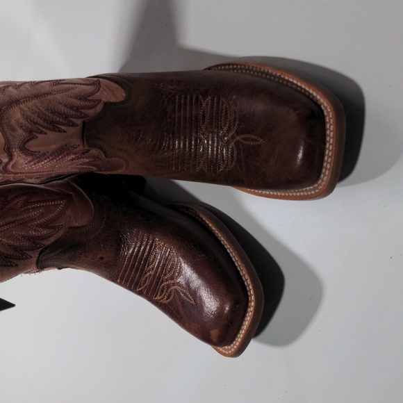 ARIAT- NEW Calamity Jane Cowboy Boots - Picture 2 of 16